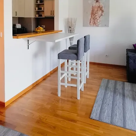 Mv Dreams, Free Parking Novi Sad