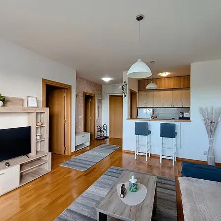 Апартаменты Mv Dreams, Free Parking