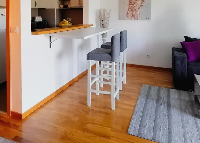 Mv Dreams, Free Parking Nowy Sad