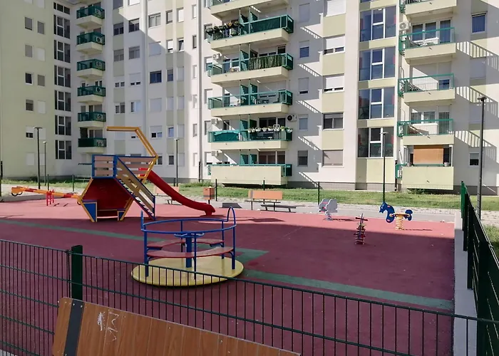 Mv Dreams, Free Parking *